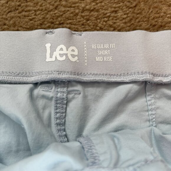 Lee Cargo Shorts - Picture 3 of 8
